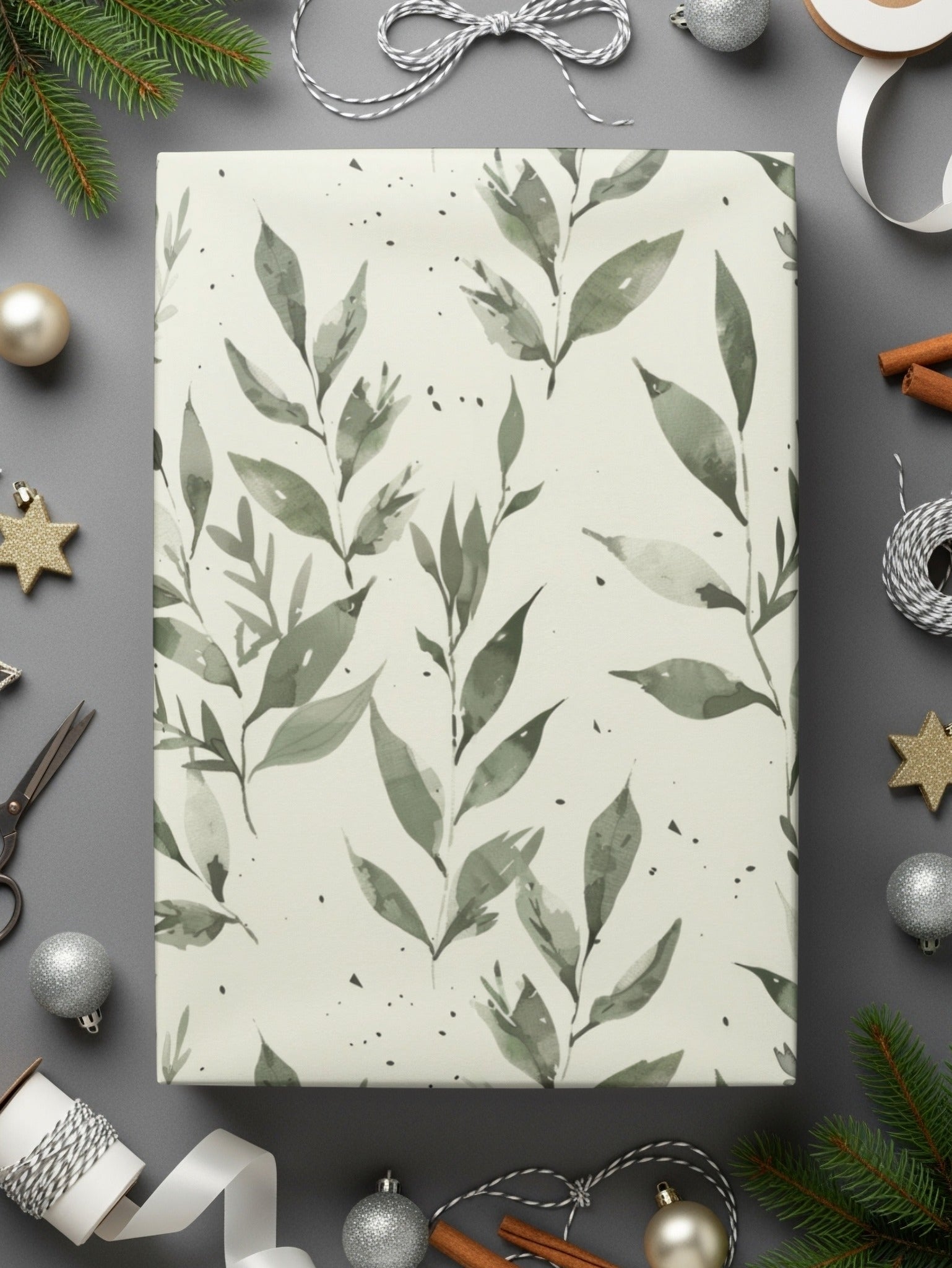 Elegant Green Leaf Patterned Gift Wrapping Paper