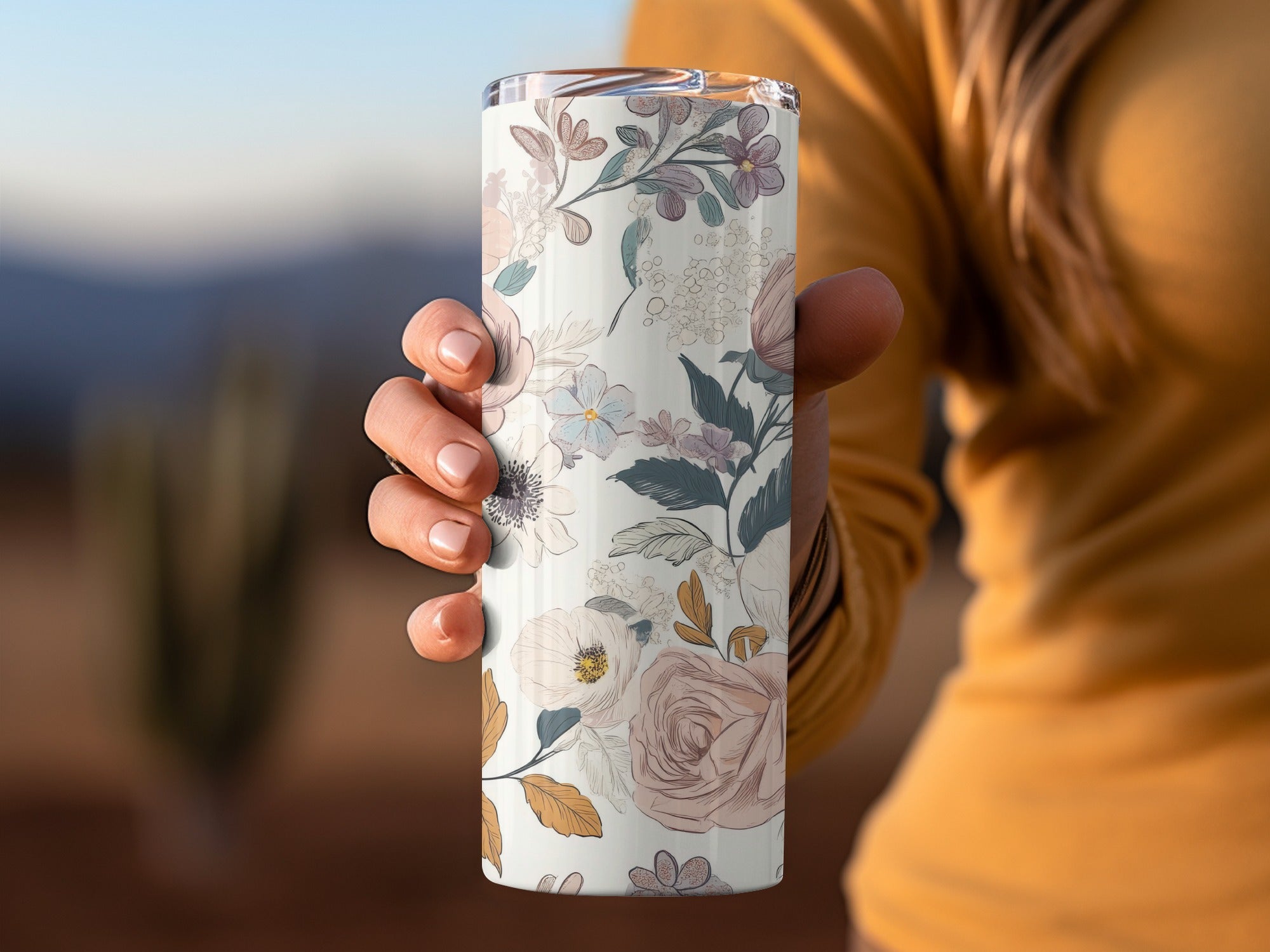 Elegant Floral Print Tumbler Cup Perfect For Travel