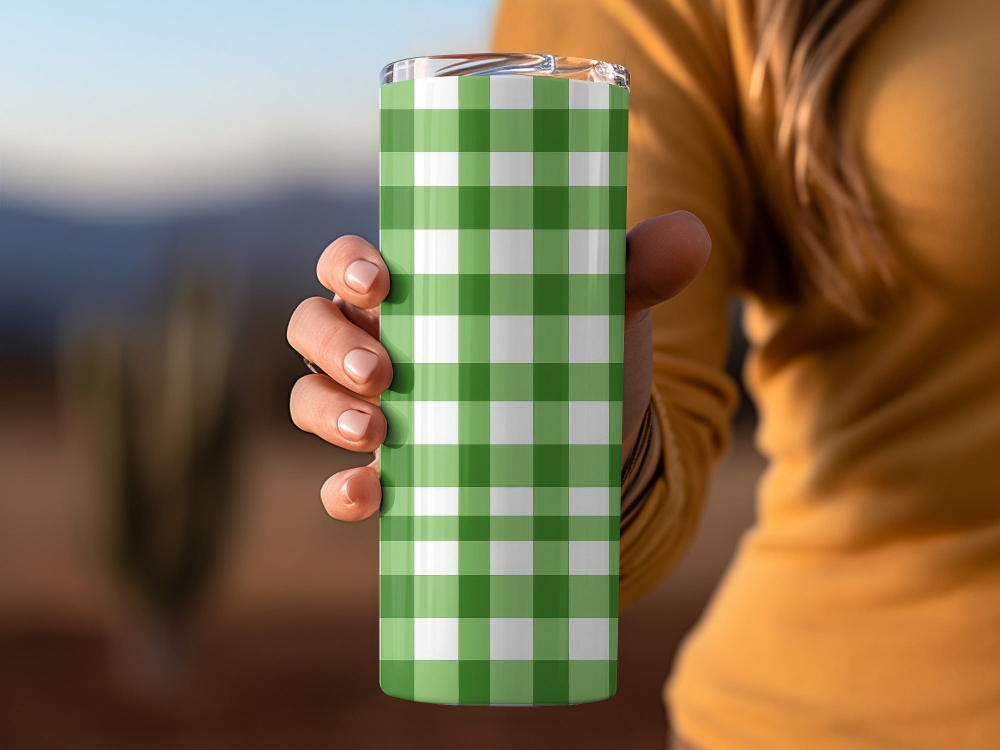 Green and White Checkered Patterned Tumbler Cup Product
