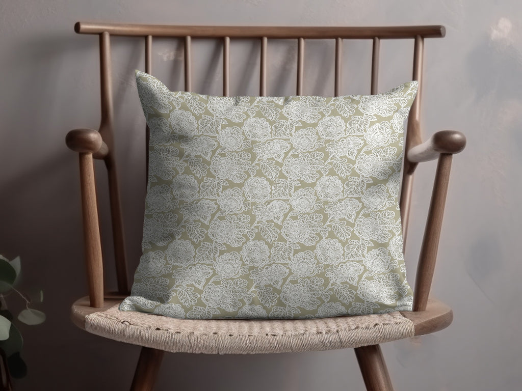 Elegant Floral Pattern Decorative Throw Pillow