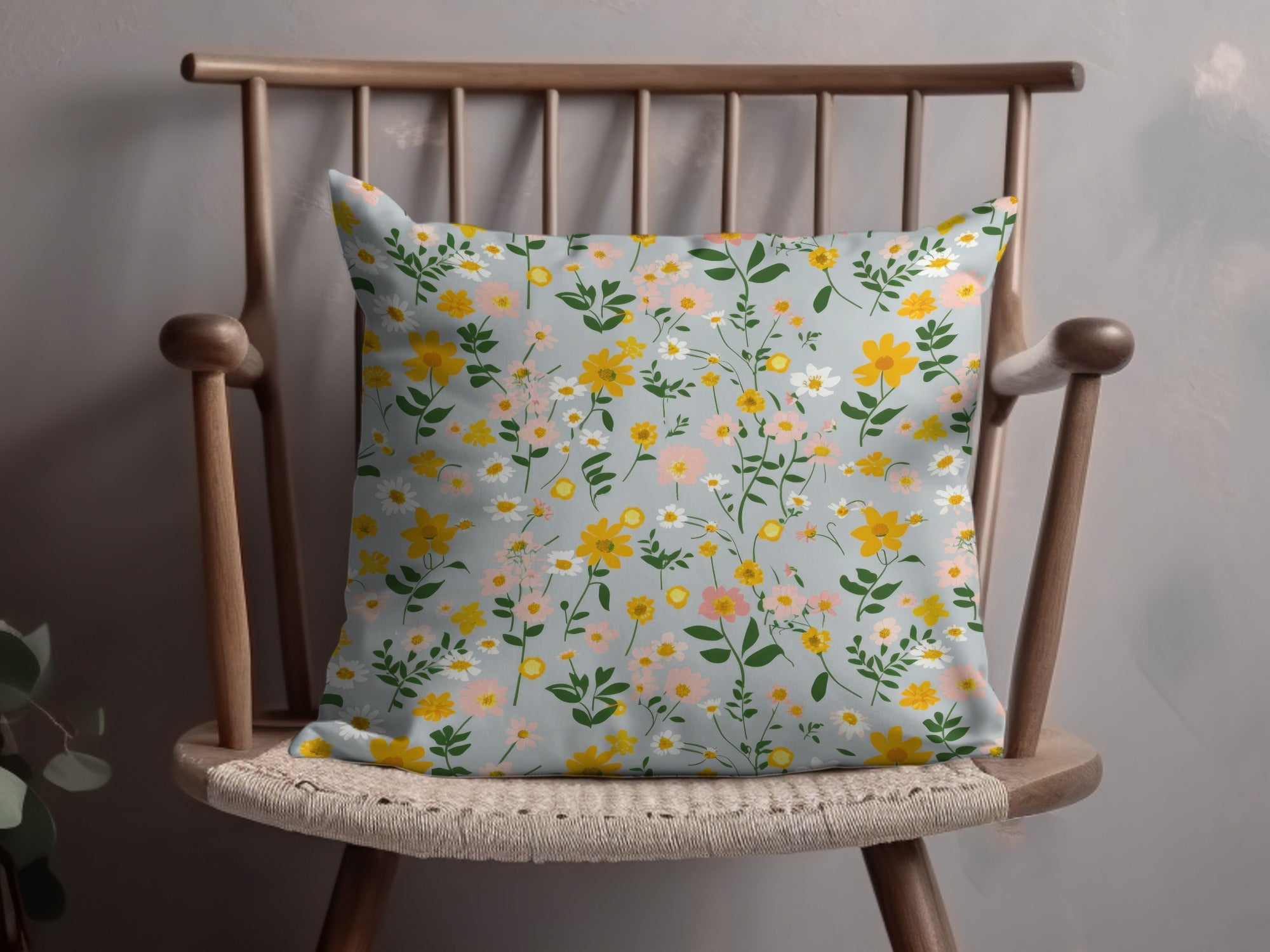 Floral Pattern Decorative Cushion for Home Decor