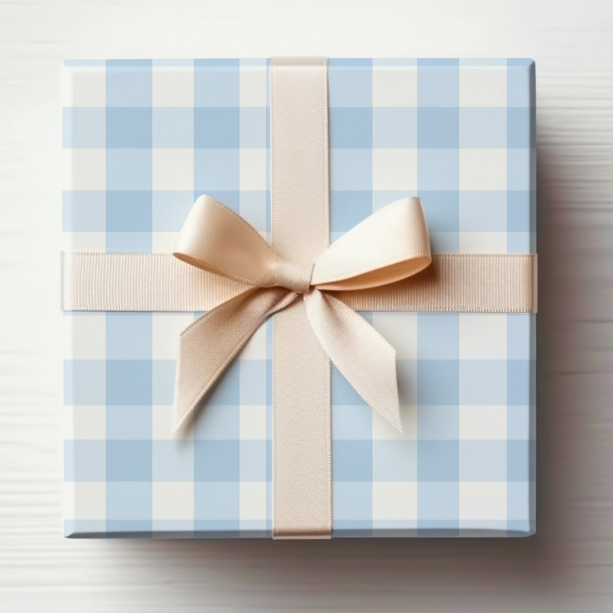 Stylish Blue Checkered Pattern Gift Box for Special Occasions