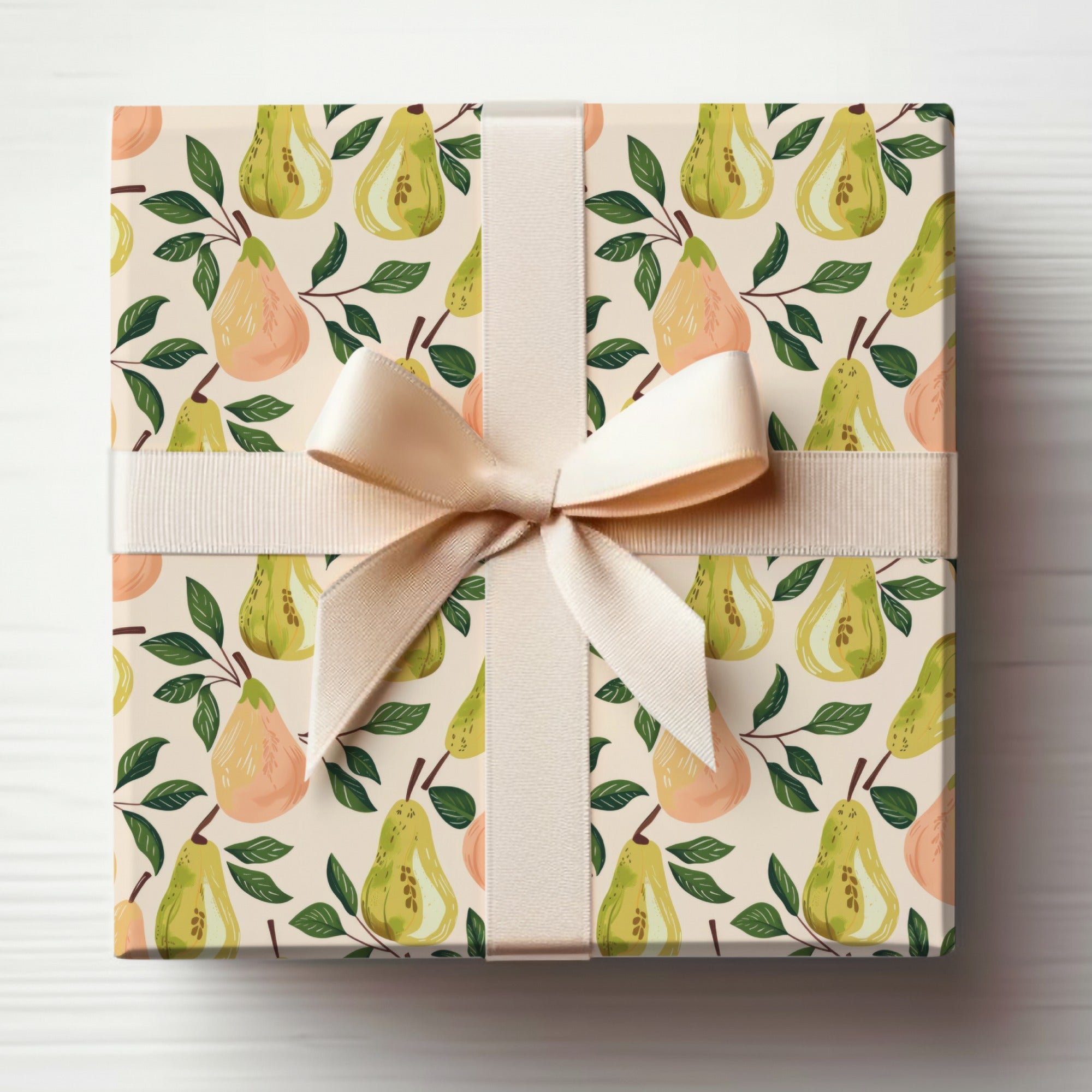 Pear and Leaf Pattern Gift Wrap Box with Ribbon
