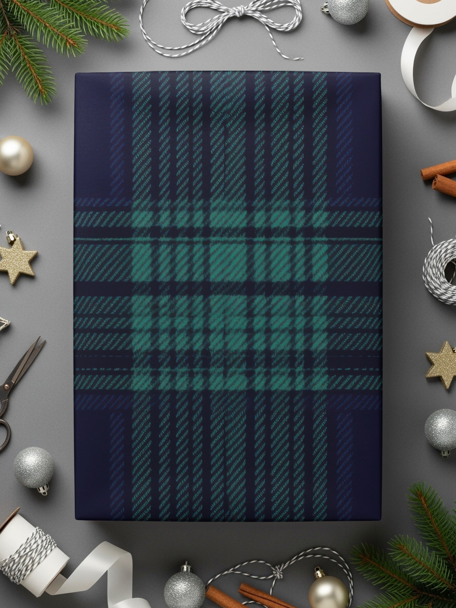 Black and Green Tartan Seamless Pattern Digital - Moore and Mountain