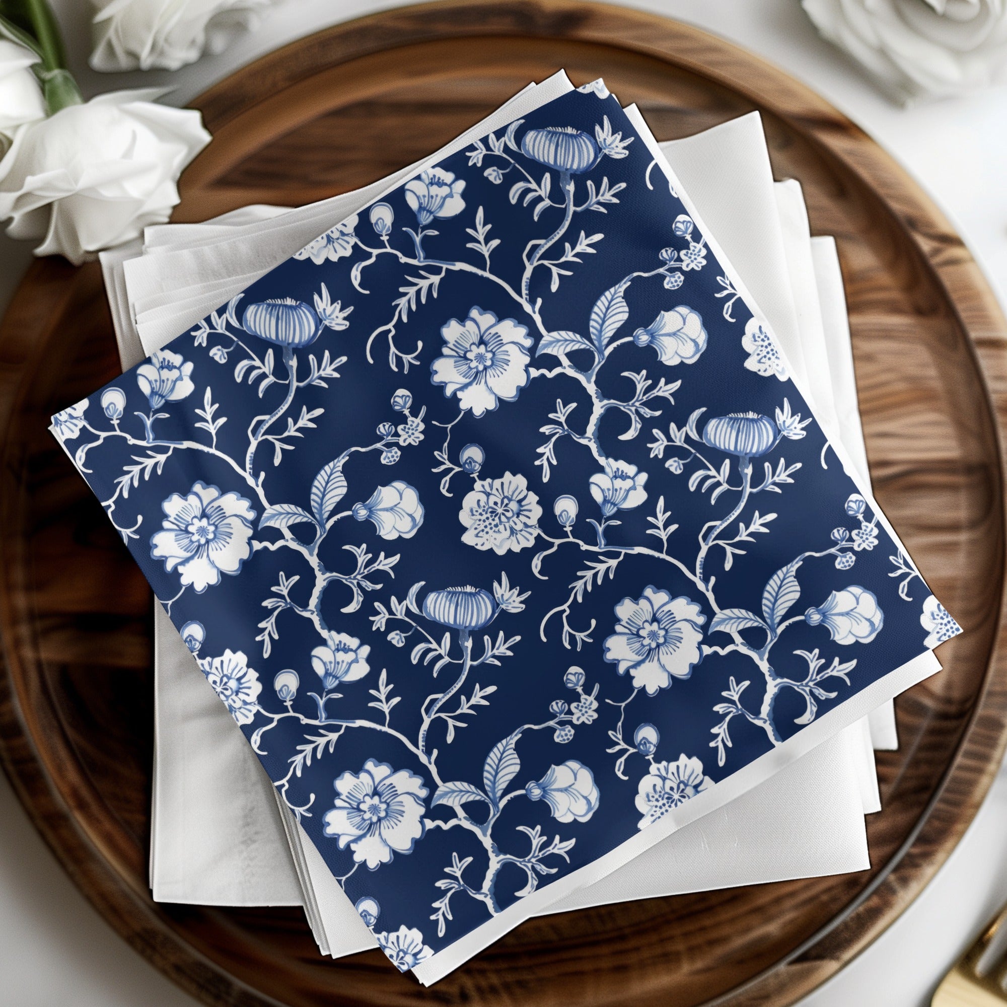 Elegant Blue and White Floral Pattern Napkins
