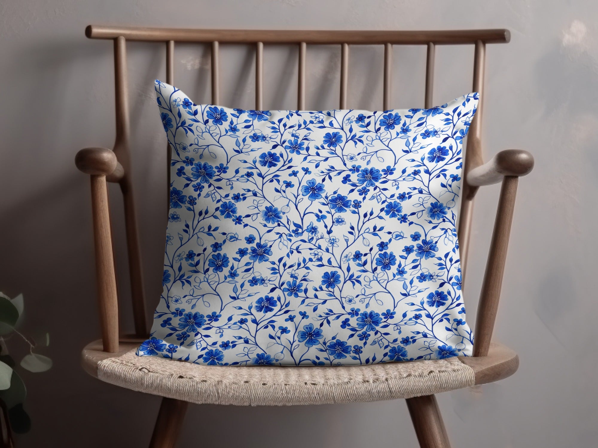 Blue and White Floral Pattern Decorative Cushion