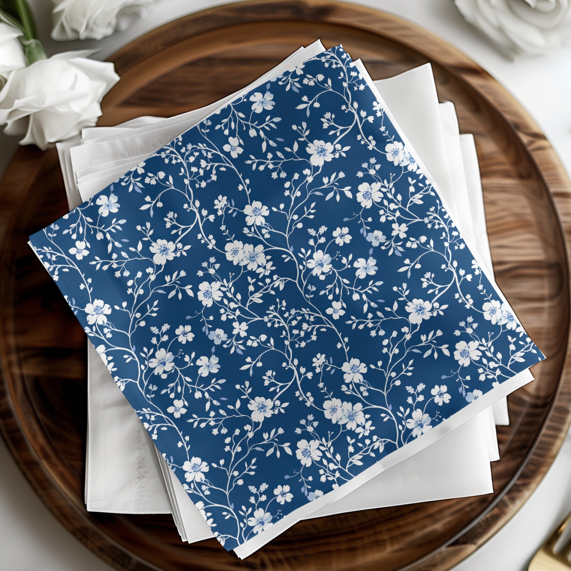 Elegant Blue and White Floral Pattern Napkin Pack