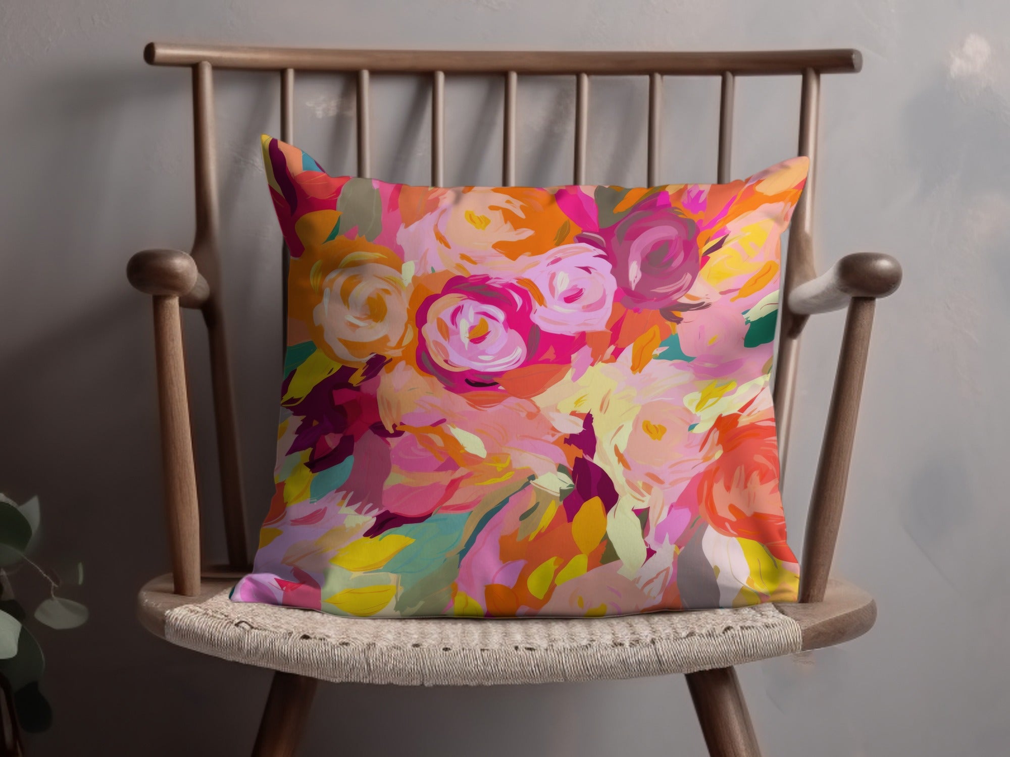 Vibrant Floral Design Throw Pillow with Abstract Patterns