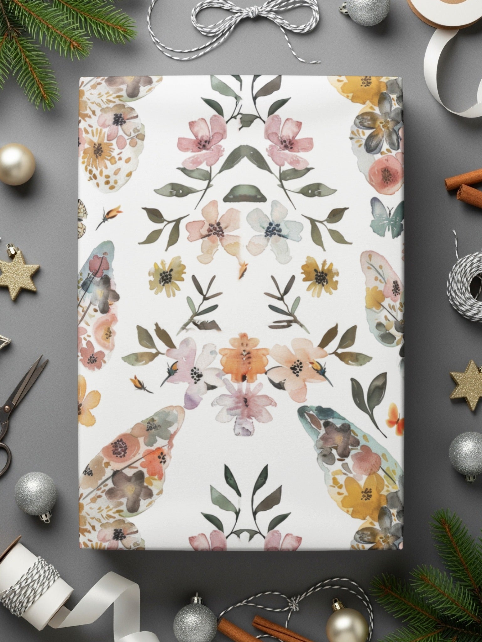 Butterfly Floral Pattern Digital Paper, Watercolor Seamless Pattern for Fabric, Scrapbooking, Packaging, 2 Scales, 2 Backgrounds - Moore and Mountain