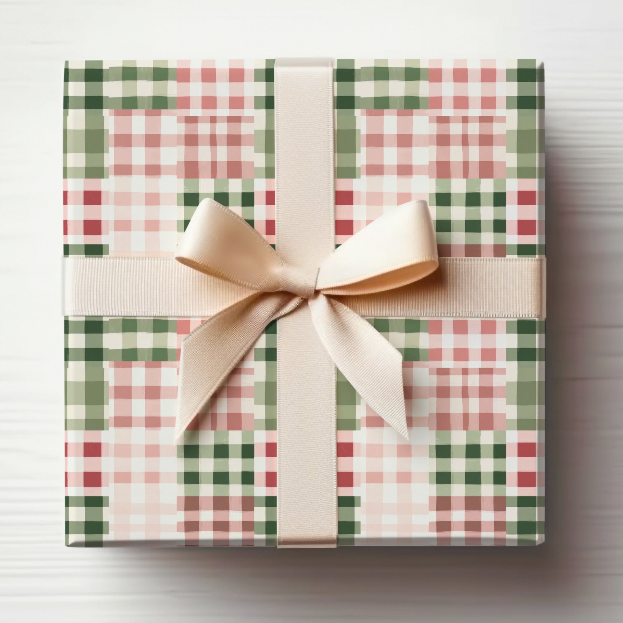 Elegant Plaid Gift Wrap with Bow for Special Occasions