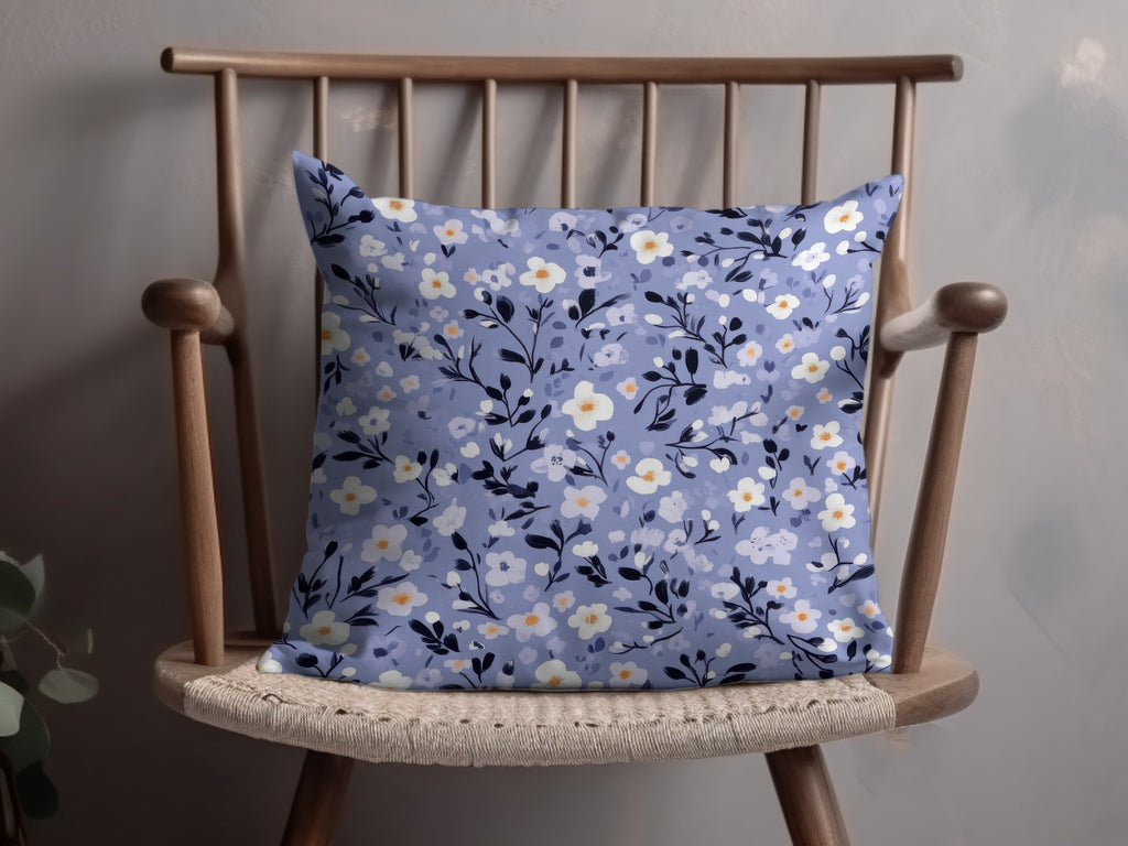 Floral Pattern Decorative Throw Pillow product