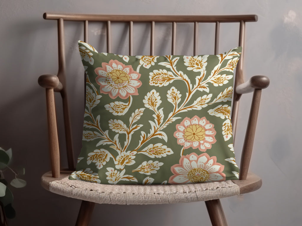 Elegant Chintz Floral Seamless Pattern Design for Interiors - Moore and Mountain