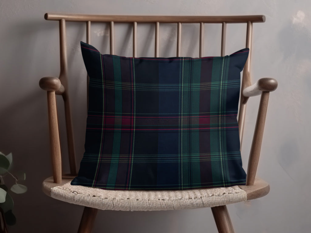 Men's Dark Moody and Stylish Scottish Tartan Background - Moore and Mountain