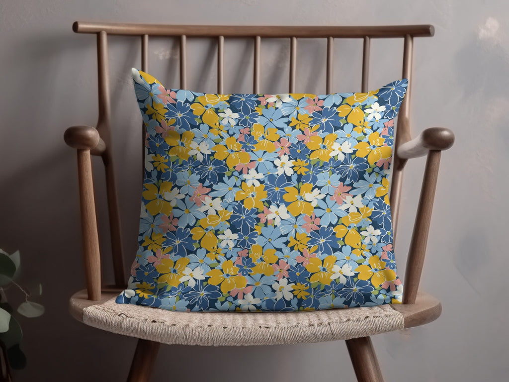 Modern Tiny Ditsy Flowers Seamless Pattern - Moore and Mountain