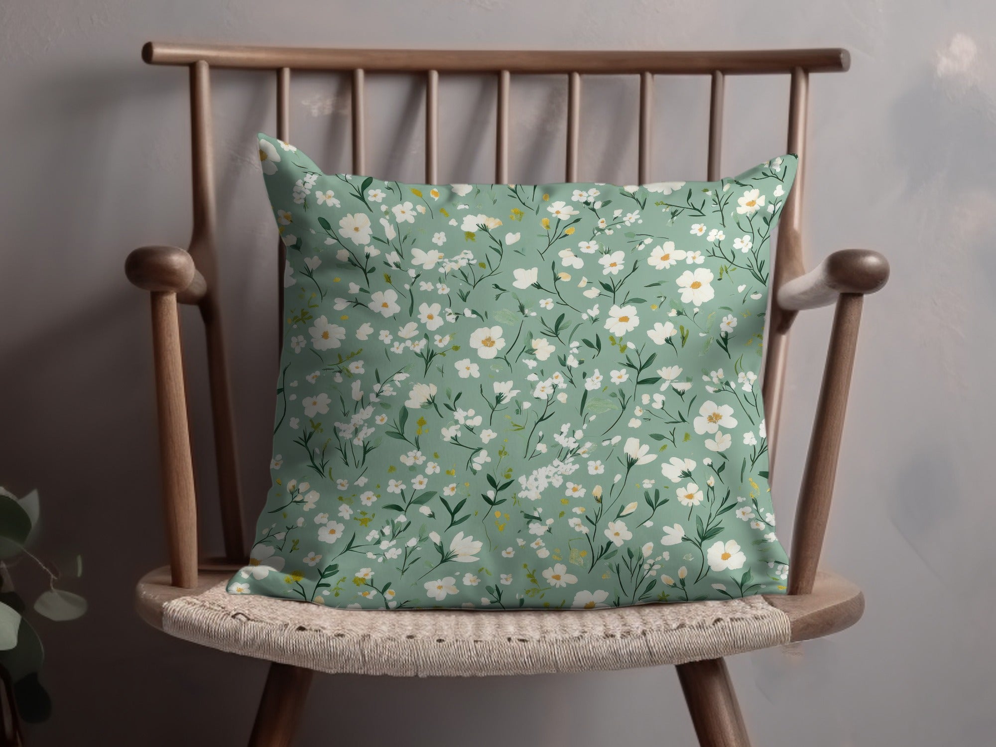 Floral Pattern Decorative Throw Pillow for Home Decor