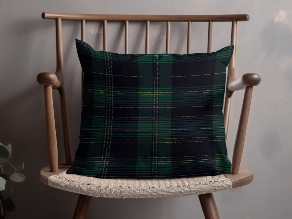 Timeless Black and Green Tartan Seamless - Moore and Mountain