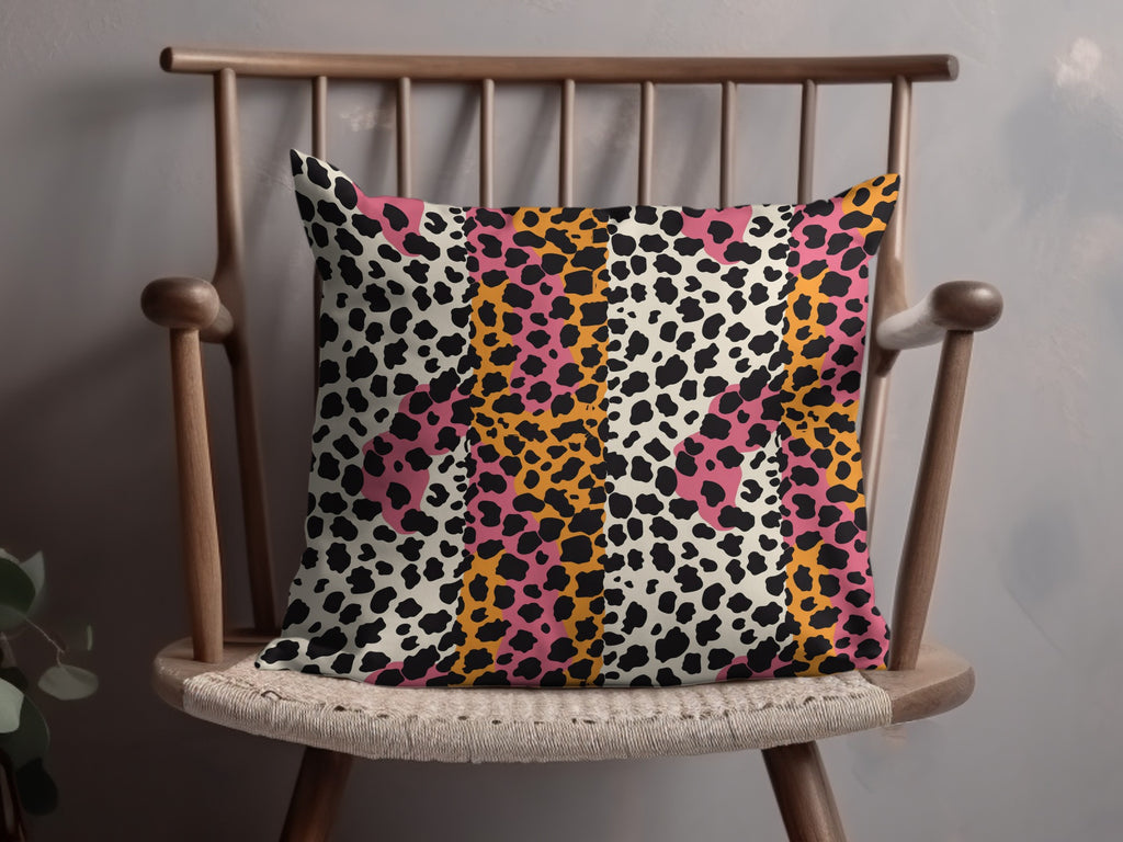Bold Leopard Print Pattern Decorative Pillow Cover