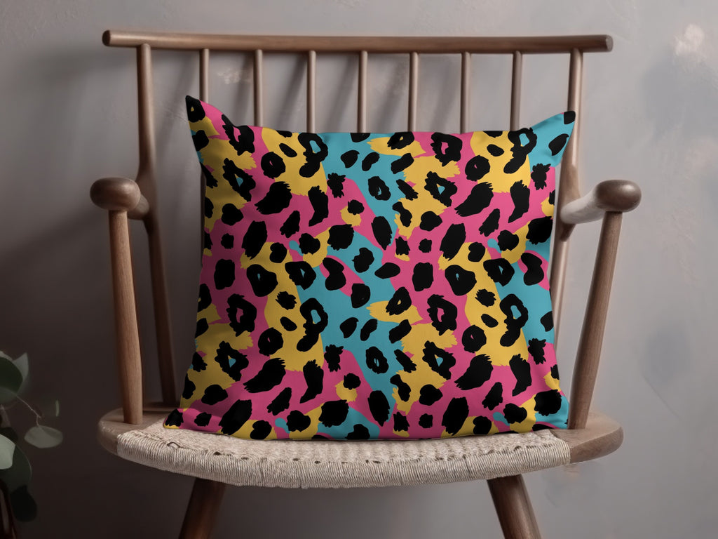 Colorful Leopard Spot Pattern Throw Pillow Product