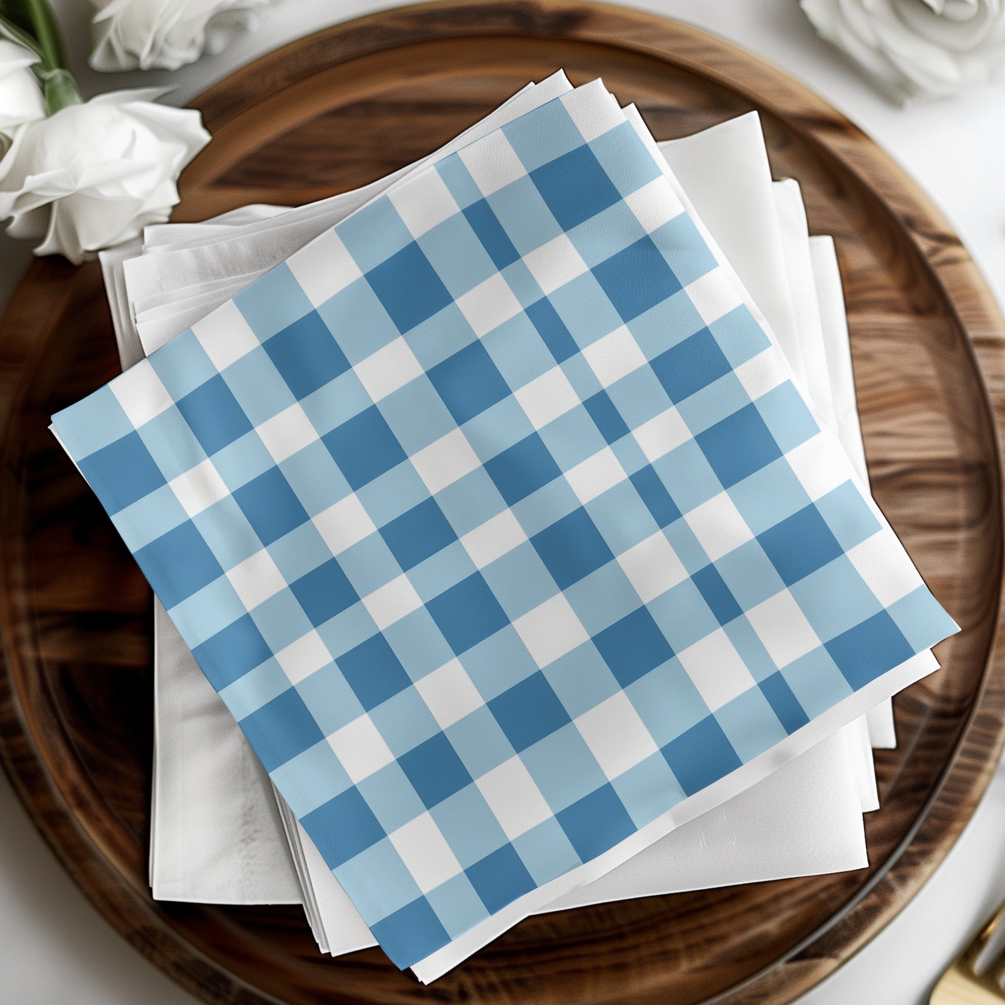 Blue and White Checkered Napkin Set for Sale