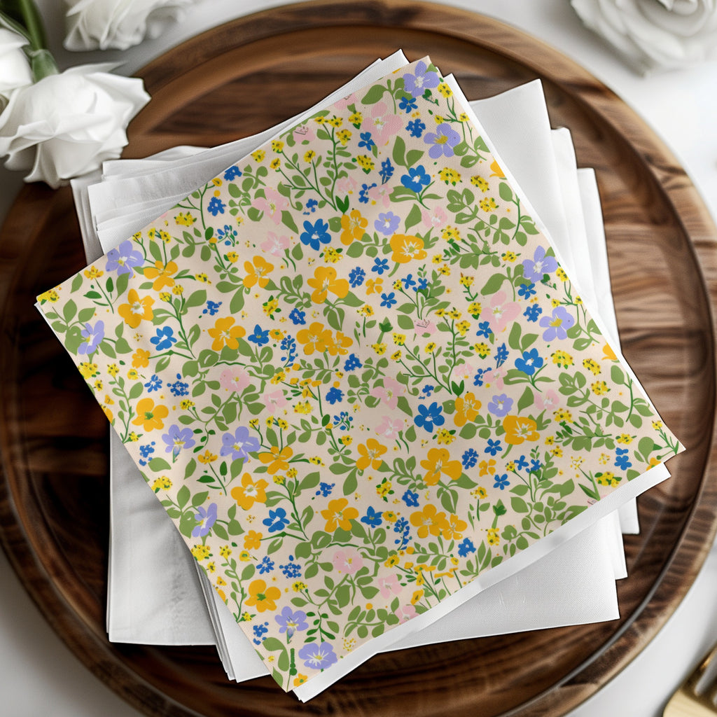 Floral Pattern Napkin with Colorful Blossoms Design