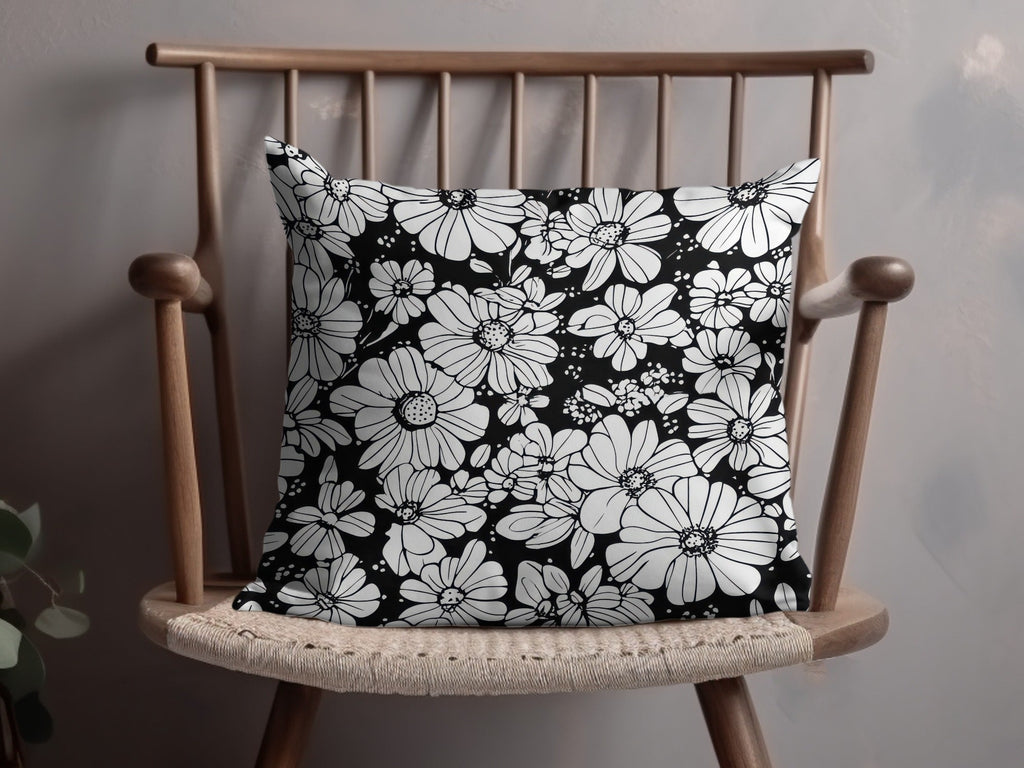 Black and White Abstract Doodle Digital, Groovy Flower Power Seamless Pattern - Moore and Mountain