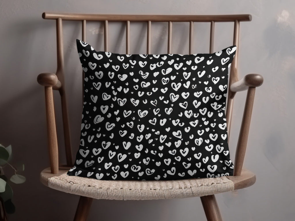 Black and White Abstract Doodle Heart Digital Paper, Cute Black Hearts Seamless Pattern - Moore and Mountain