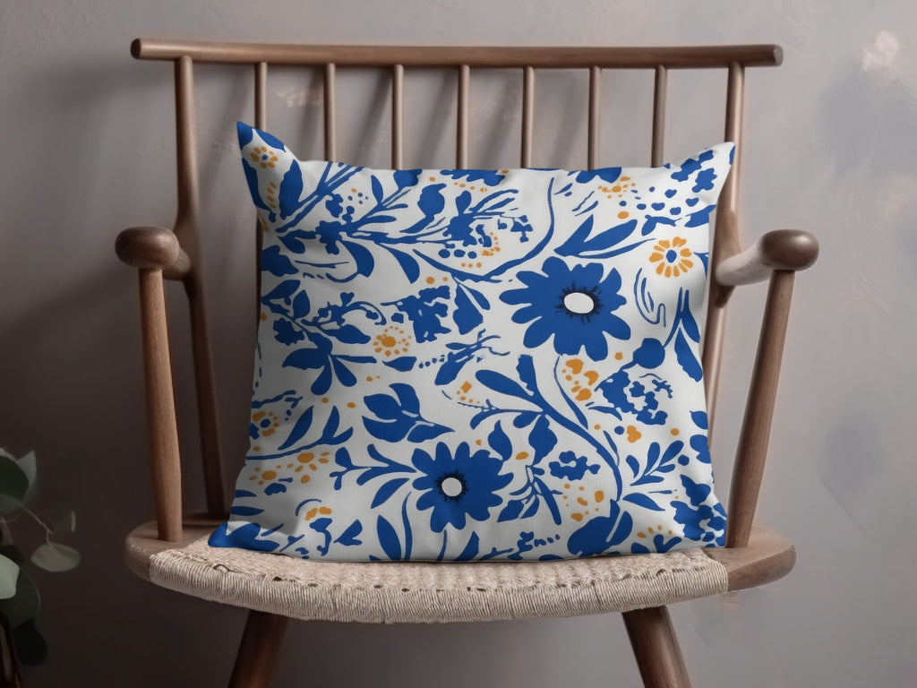 Blue Flower Chinoiserie Pattern Seamless Blue Toile Modern Pattern - Moore and Mountain