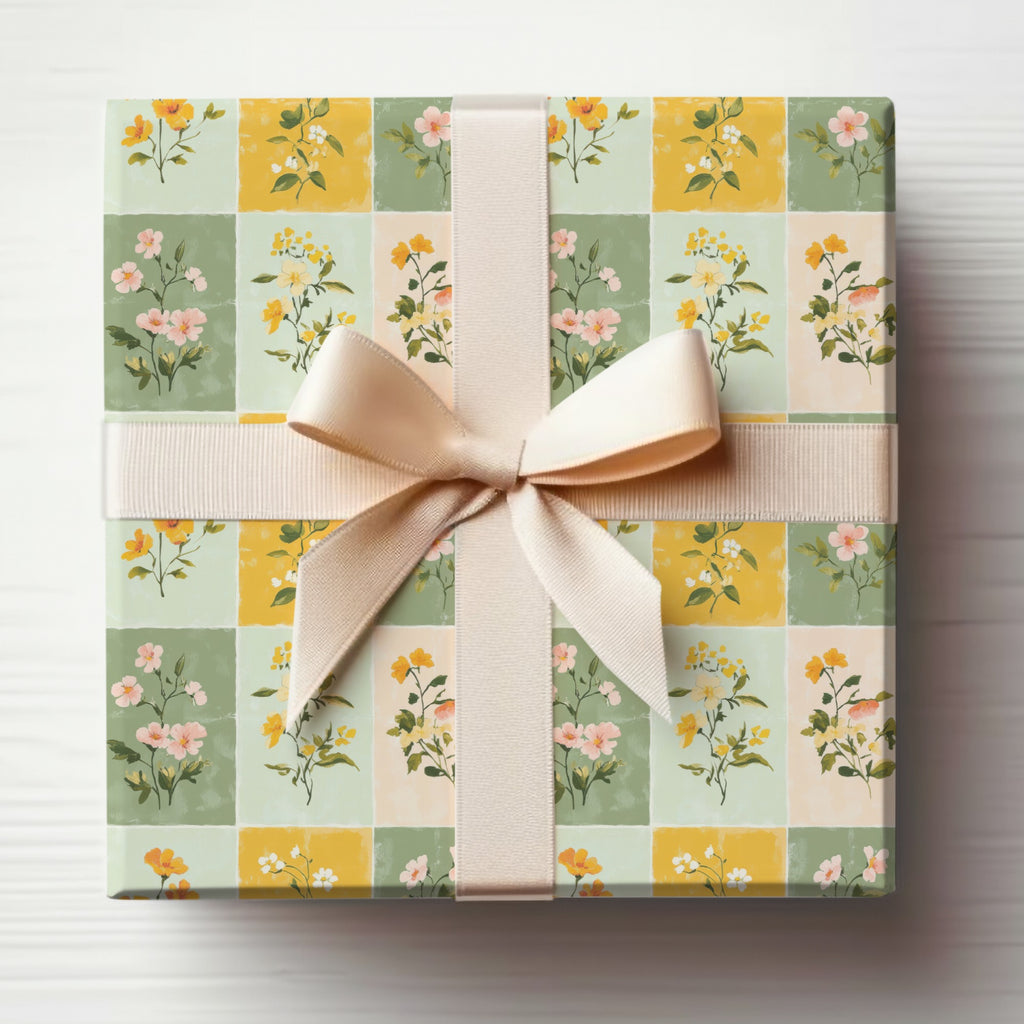 Vintage Floral Checkered Gift Box with Ribbon