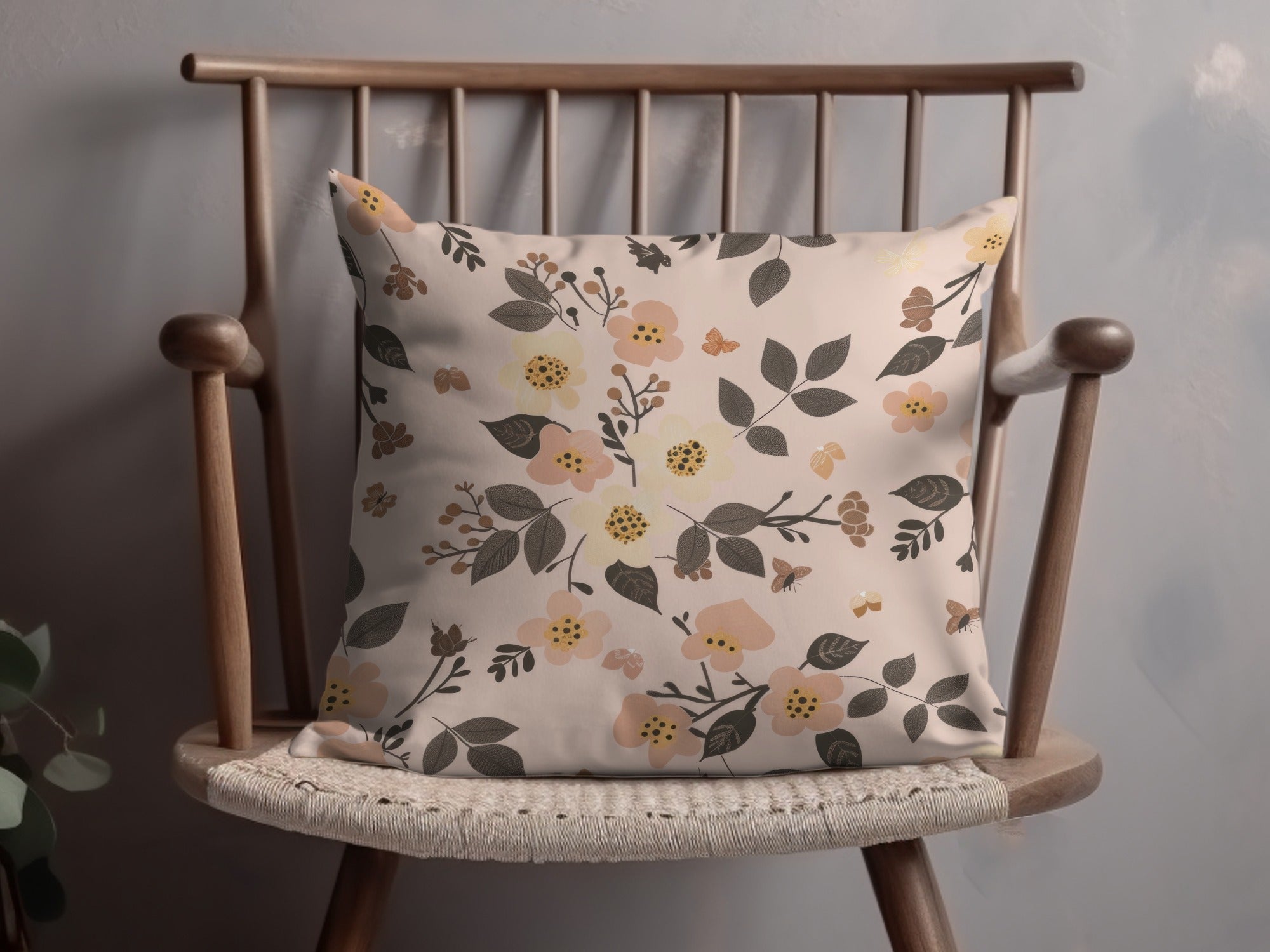 Floral Pattern Decorative Cushion for Stylish Home Decor