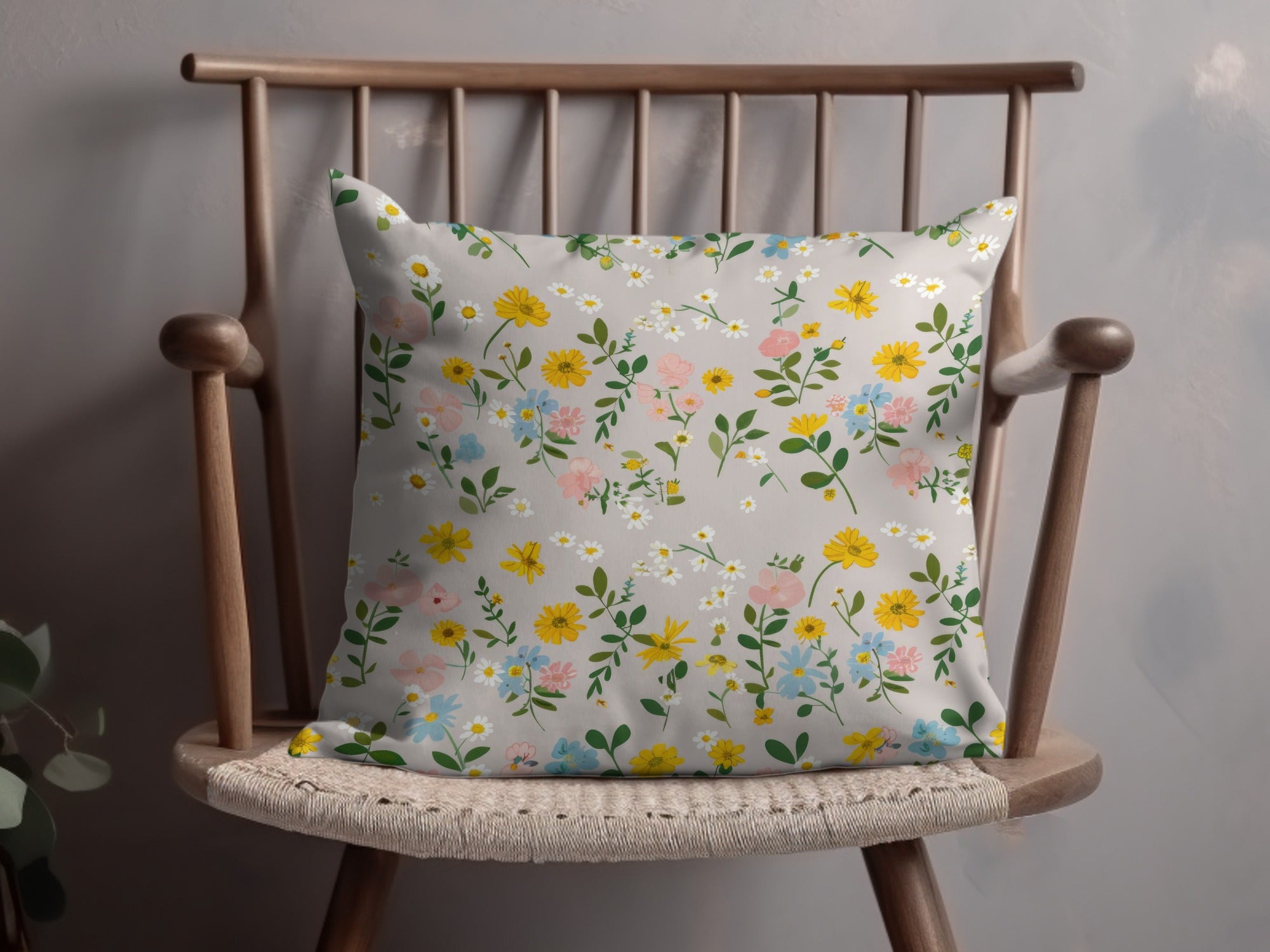 Floral Garden Pattern Decorative Throw Pillow Cover