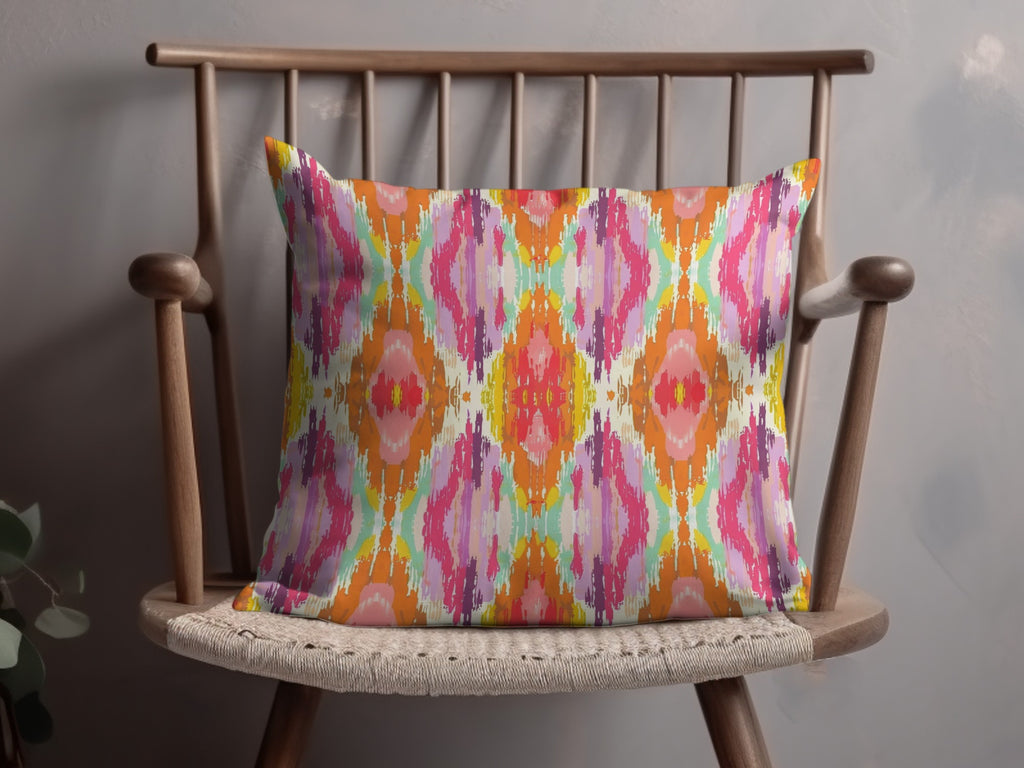 Vibrant Patterned Cushion Cover for Modern Home Decor