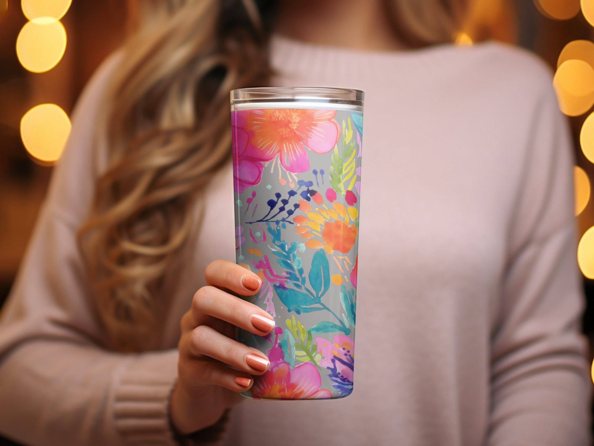 Floral Patterned Tumbler with Vibrant Blooms Design