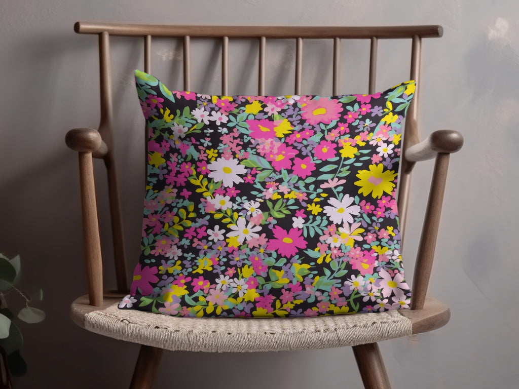 Pink Ditsy Floral Seamless Pattern - Moore and Mountain