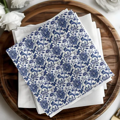Elegant Blue Floral Patterned Paper Napkin Set