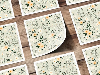 Elegant Floral Patterned Design on Greeting Cards