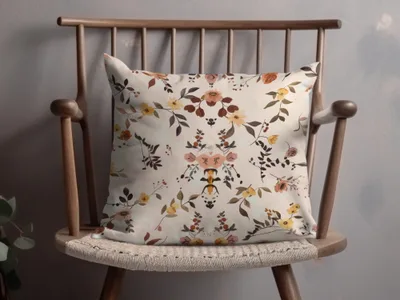 Elegant Floral Pattern Cushion for Stylish Home Decor