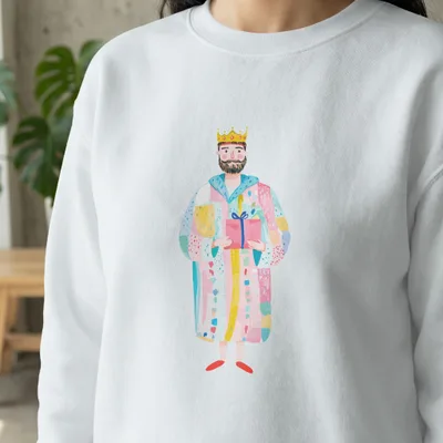 White sweatshirt with a watercolor illustration of a king holding a gift.