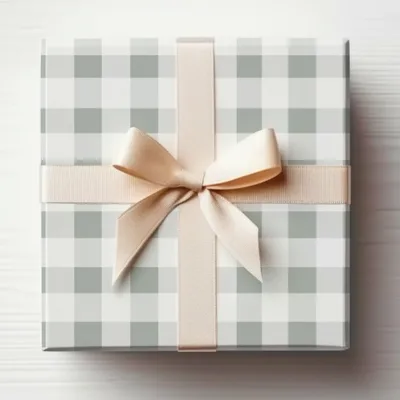 Elegant Checkered Gift Box with Bow Ribbon Packaging