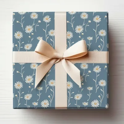 Elegant Daisy Patterned Gift Wrapping Paper Product
