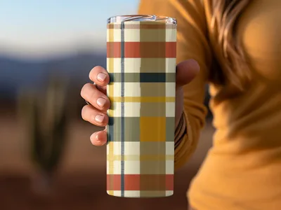 Stylish Plaid Patterned Insulated Tumbler Cup Product