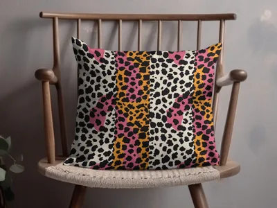Bold Leopard Print Pattern Decorative Pillow Cover